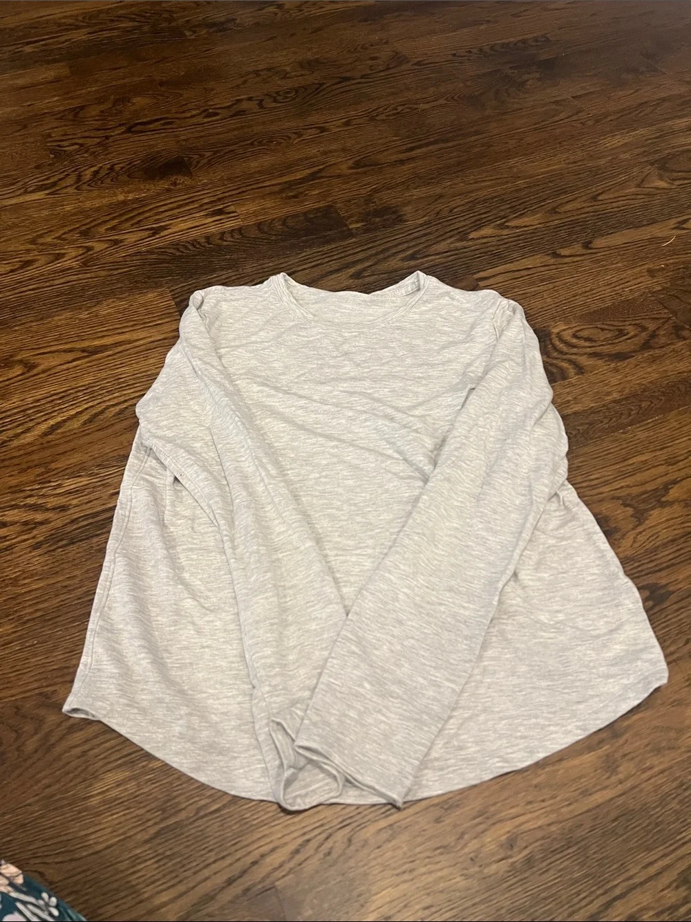 Lululemon long sleeve grey size 6